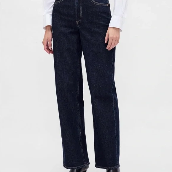 GAP Women's Navy Straight Leg Jeans - Picture 2 of 4